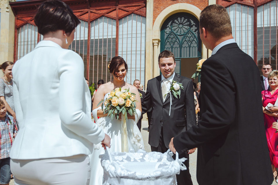 Na nevěstu a ženicha čeká překvapení